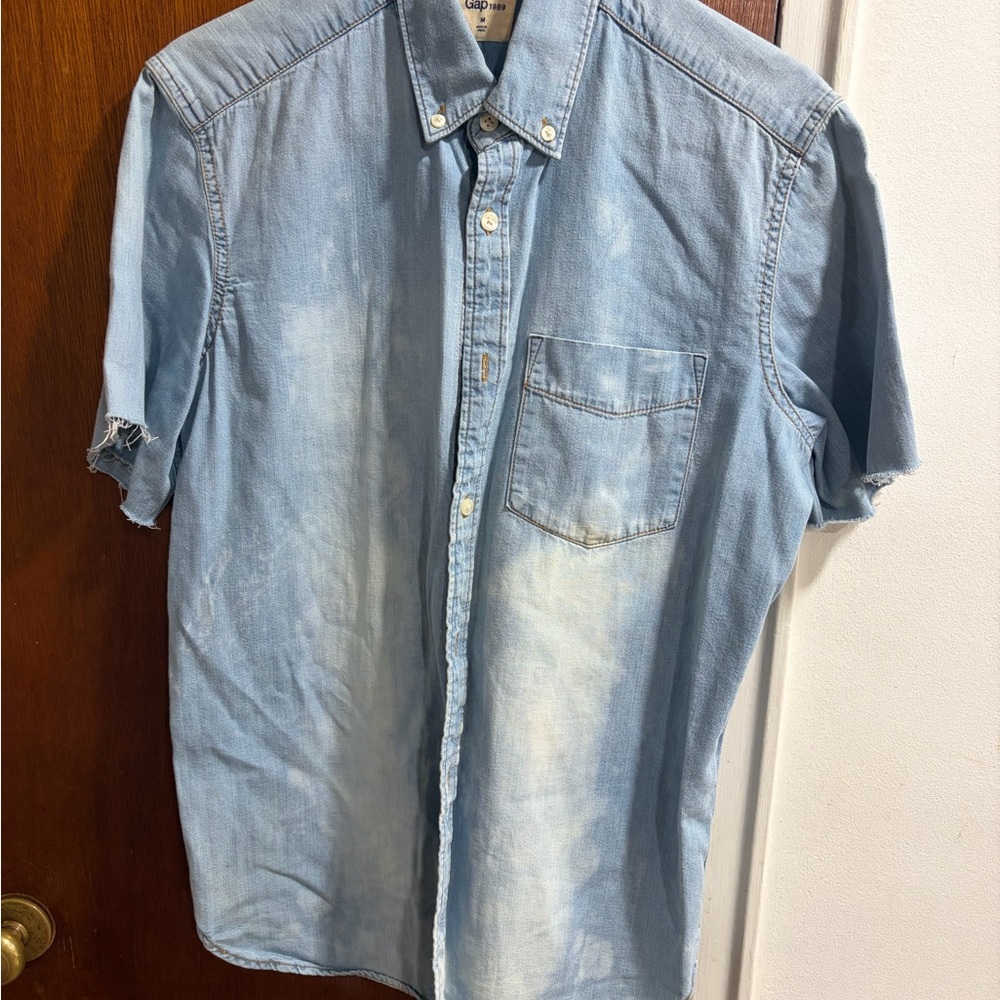Gap Light Blue Washed Cotton Denim Button-down Short Sleeve Button Down Shirt M